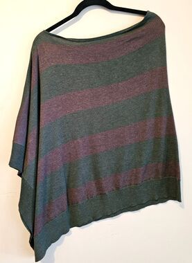 Kerisma Eden forest green/stripePoncho  O/S Knit Topper Cozy nursing
